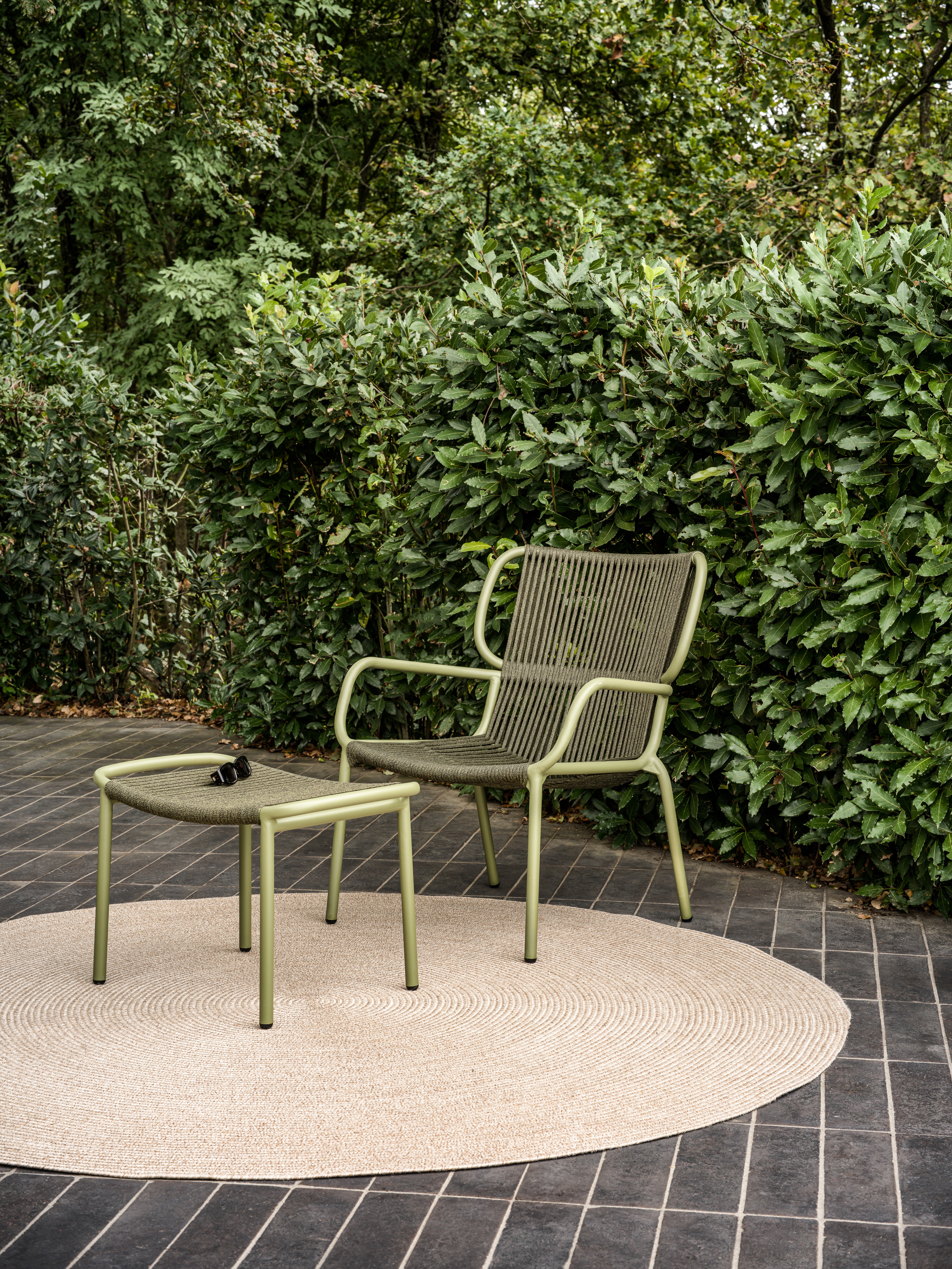 Vincent Sheppard_Ribbon lounge chair_footrest_dark green_HR